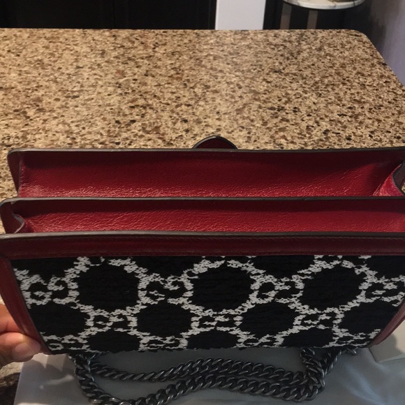 Sold on ♏️ NWT Gucci Dionysus Handbag - Picture 9 of 14